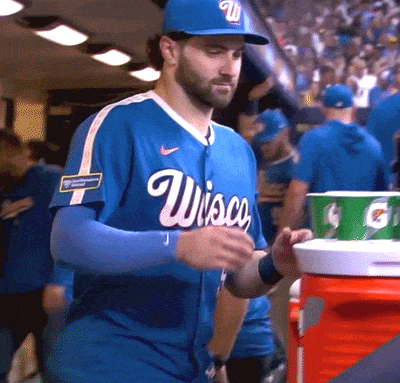 1781318630518.gif