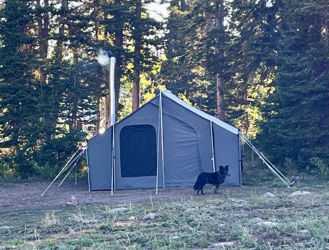 Kodiak Tent with Stove.jpg Kodiak Tent with Stove.jpg
