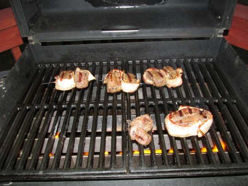 lope on the grill 162.jpg lope on the grill 162.jpg