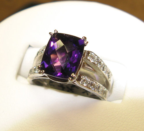 amyring.jpg amyring.jpg
