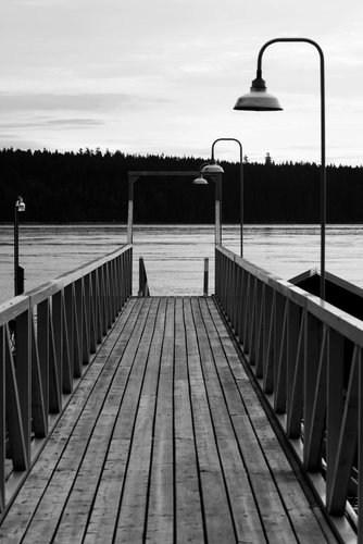 dock bw comp.jpg