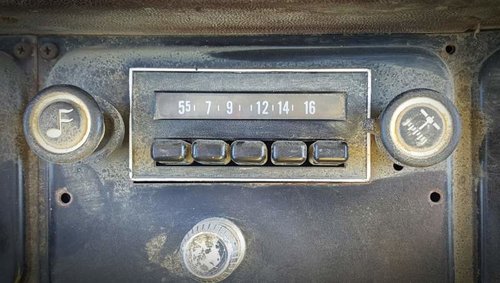 AMradio.jpg AMradio.jpg