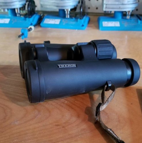 Theron 8x42_2.jpg Theron 8x42_2.jpg