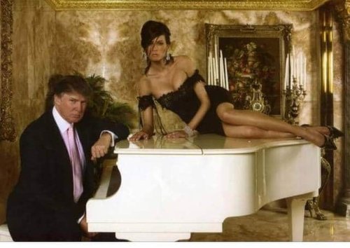 trump-at piano.jpg