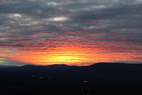 sunrise.jpg sunrise.jpg