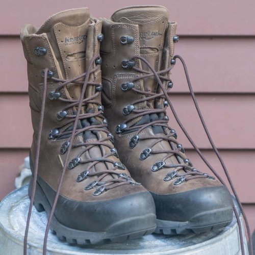 Boots-2019.jpg Boots-2019.jpg