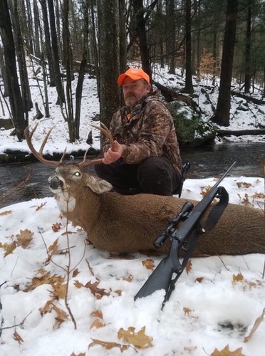 kevinbigwoodsbuck.jpg kevinbigwoodsbuck.jpg