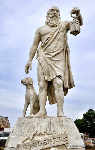diogenes_sinope-statue_fjenkins_052312_032sm.jpg