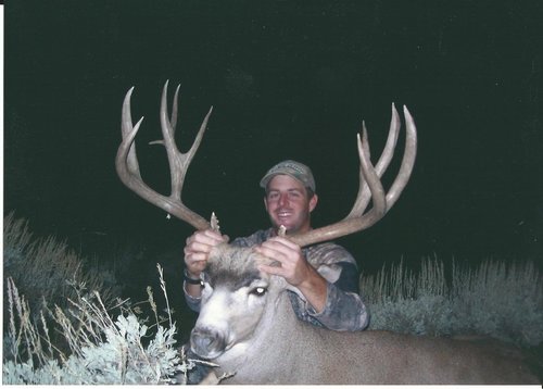 Treadwell Henry's buck.jpg Treadwell Henry's buck.jpg