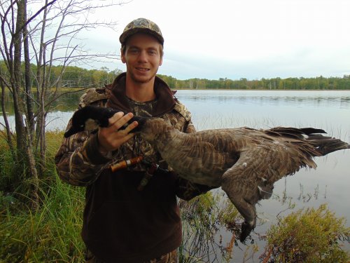 Goose on Kreiner Lake.JPG
