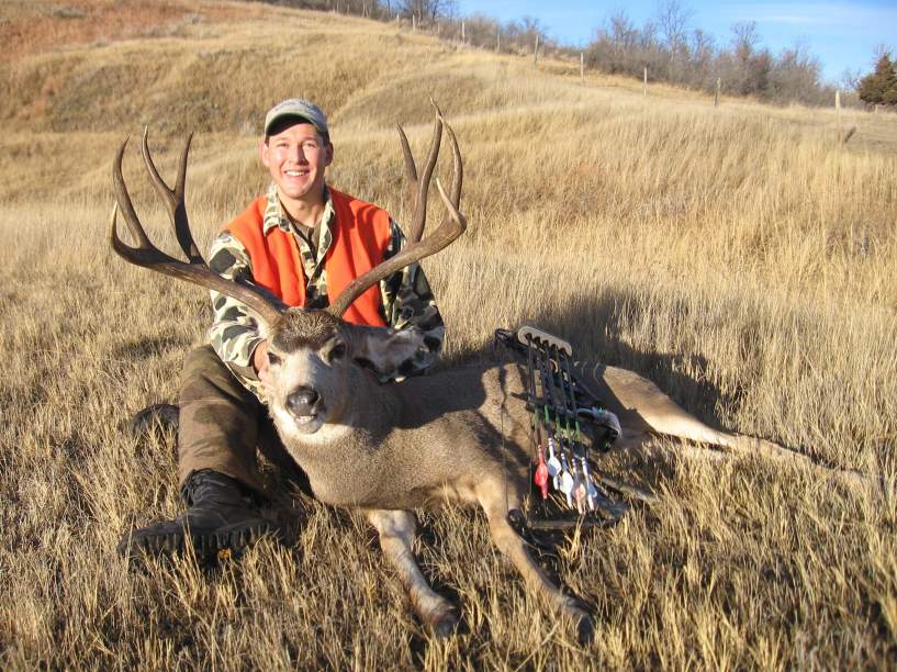 2007 ND Archery Mulie