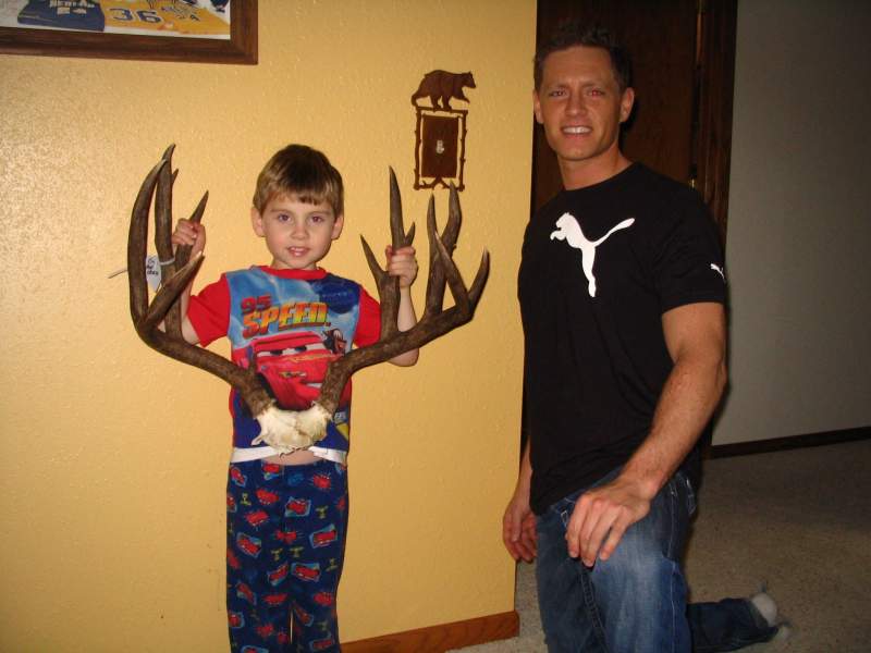 2009   Family Big Buck Contest 005