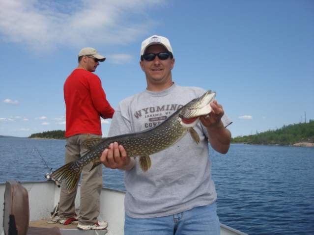 2010 pike fishing in Canada