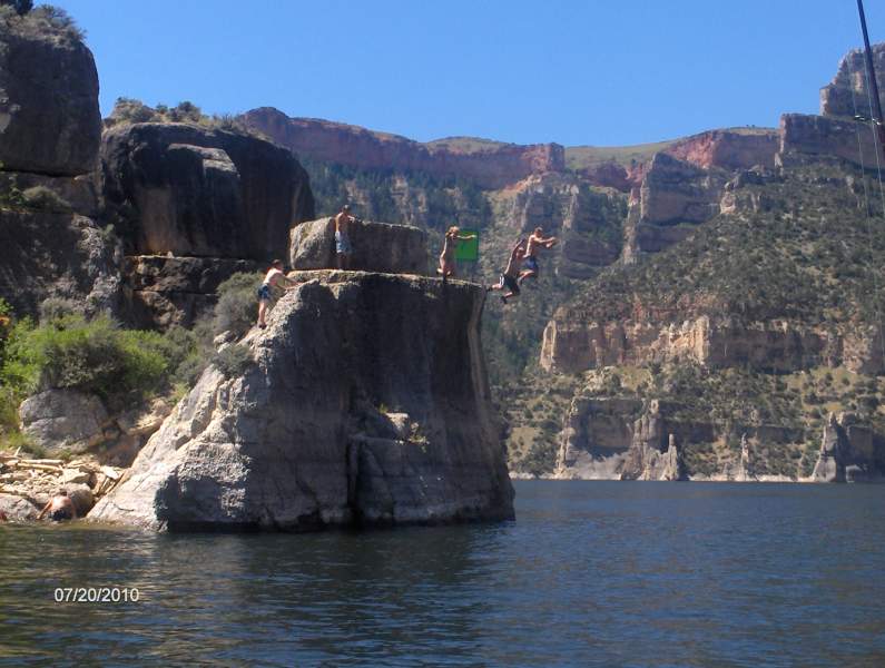 cliff jumping at Yellowtail.