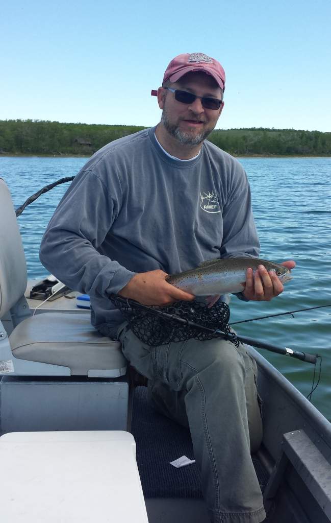 DKLAKETROUT