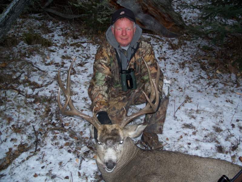 My Alberta buck grossed 170&quot; b&amp;c.  His face was all beat-up from fighting.  November, 2007.