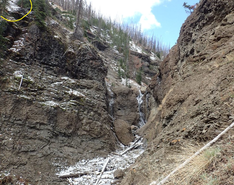 day4_waterfall.jpg