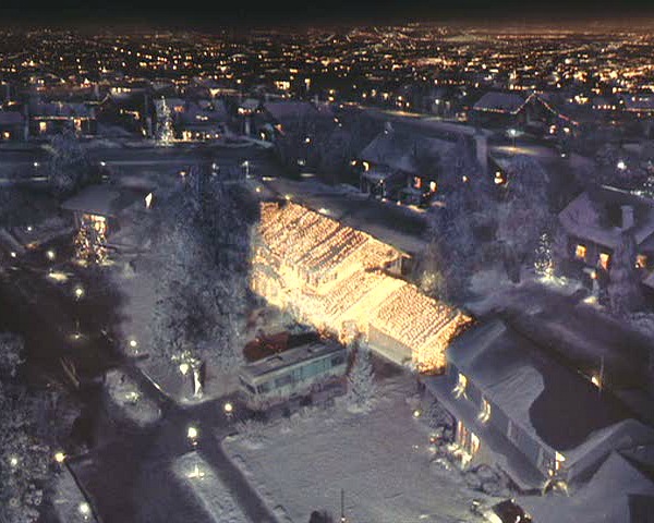 Christmas-Vacation-house-seen-from-sky.jpg
