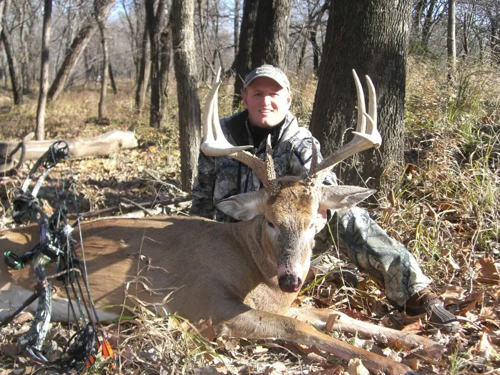 Kansas08whitetail019_zps89b3c01c.jpg