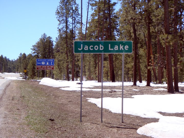 Jacob+Lake.jpg