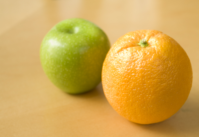 Apple_and_Orange_-_they_do_not_compare.jpg